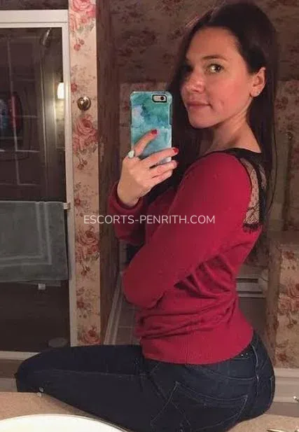 Escorts Penrith Reese — 3