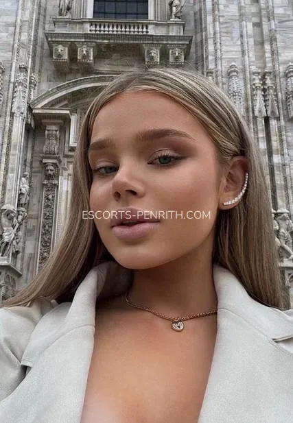 Escorts Penrith Carina — 4