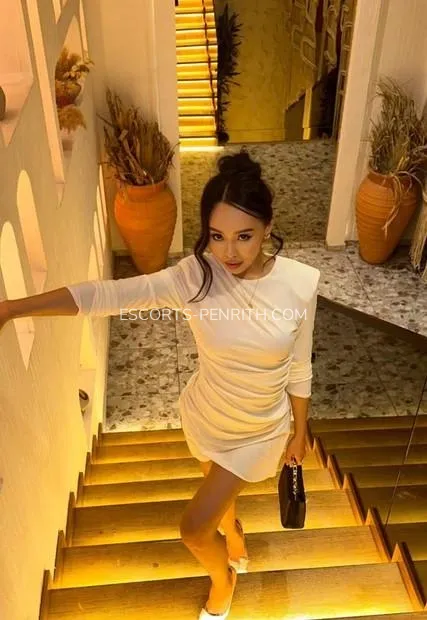 Escorts Penrith Cynthia — 2