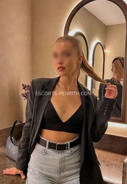 Escorts Penrith Macy — 4