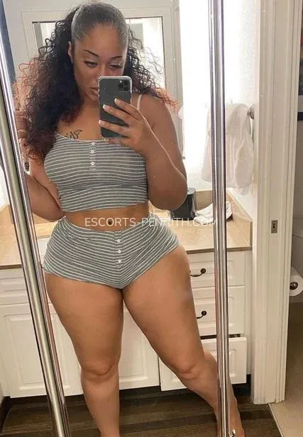Escorts Penrith Karolina — 3