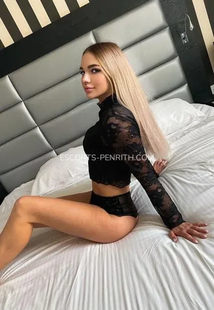 Escorts Penrith Viviana — 4