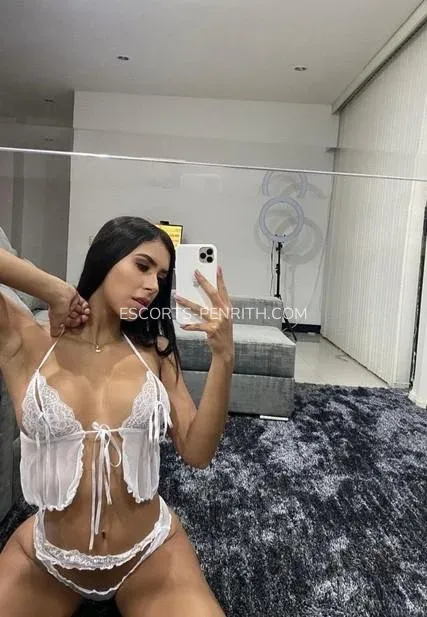 Escorts Penrith Kristin — 3