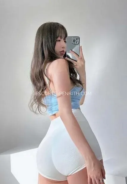 Escorts Penrith Paris — 3