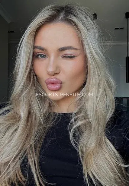 Escorts Penrith Julia — 1