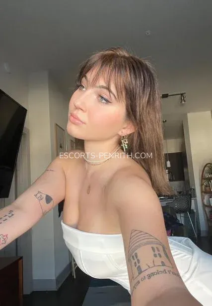 Escorts Penrith Crystal — 1