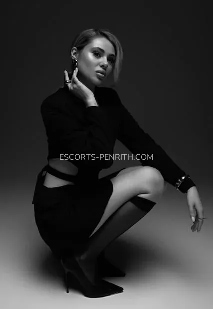 Escorts Penrith Julia — 7