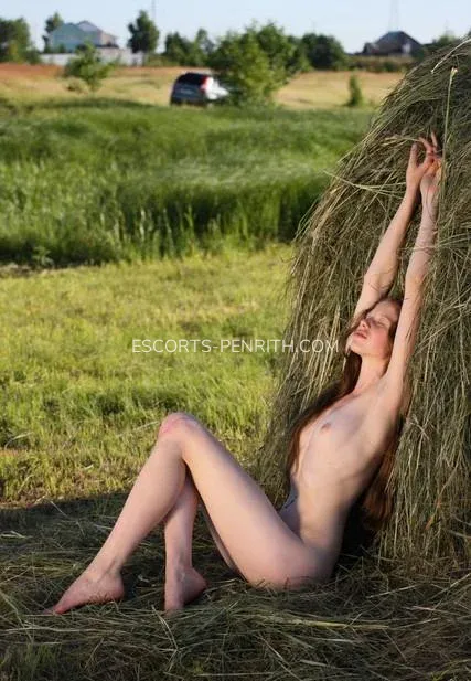 Escorts Penrith Courtney — 5