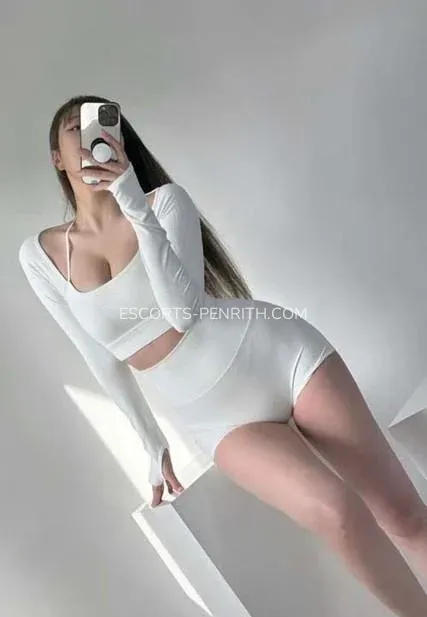 Escorts Penrith Paris — 7