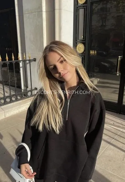 Escorts Penrith Veronica — 2