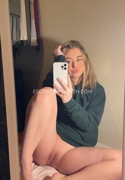 Escorts Penrith Charlotte — 6
