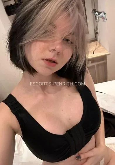 Escorts Penrith Anette — 3