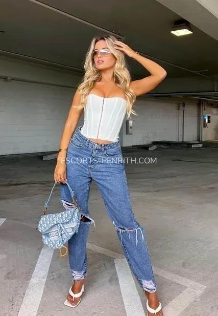 Escorts Penrith Astrid — 3