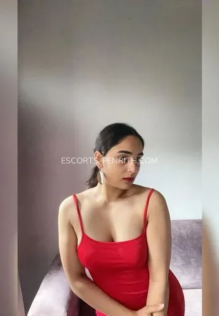 Escorts Penrith Violante — 3