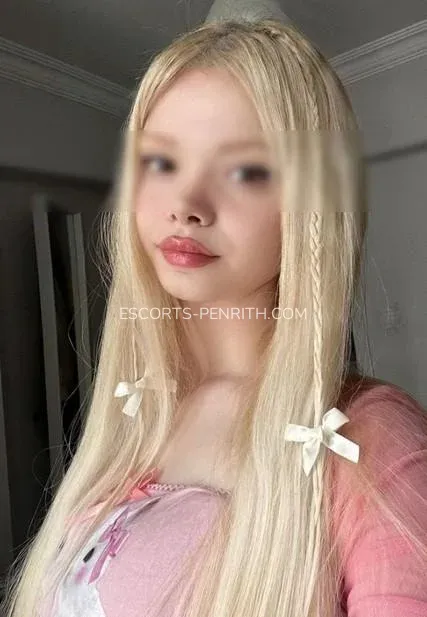 Escorts Penrith Louise — 4