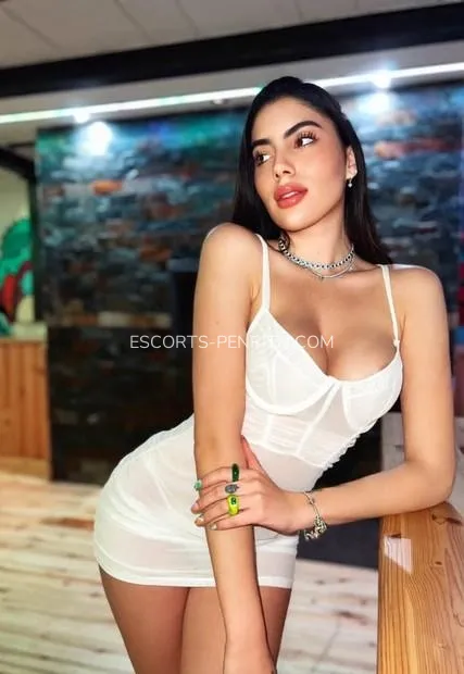 Escorts Penrith Julianna — 2