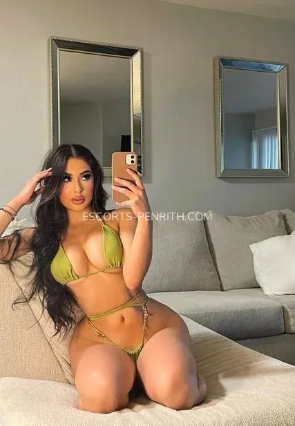 Escorts Penrith Emilia — 4