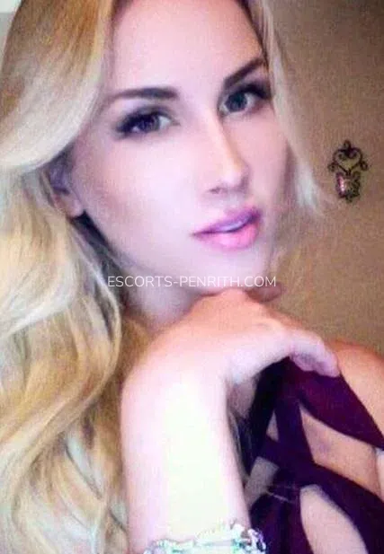 Escorts Penrith Emilia — 4