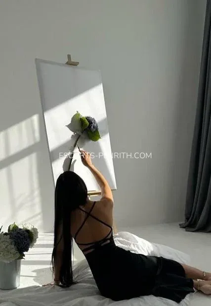 Escorts Penrith Carmela — 1