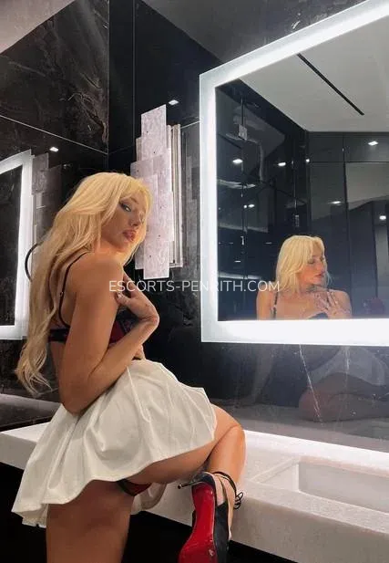 Escorts Penrith Elisabeth — 6