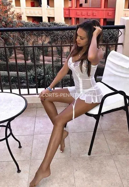 Escorts Penrith Lilly — 6