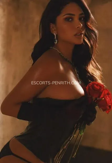 Escorts Penrith Crystal — 4