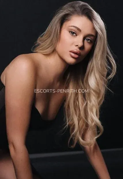 Escorts Penrith Julia — 4