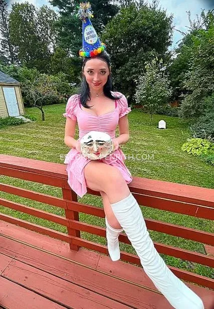 Escorts Penrith Yvonne — 5