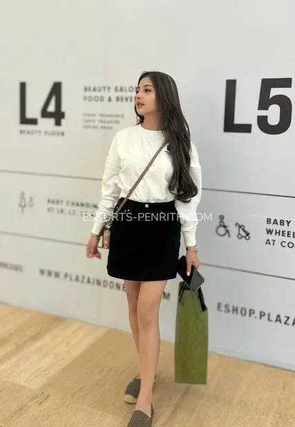 Escorts Penrith Lovisa — 5