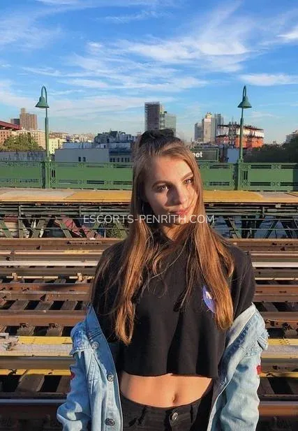 Escorts Penrith Lillian — 3