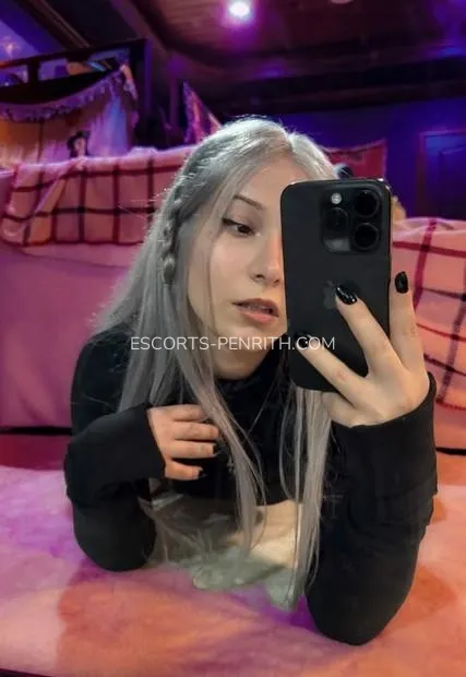Escorts Penrith Cynthia — 2