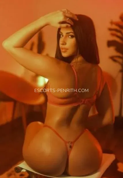 Escorts Penrith Monica — 4