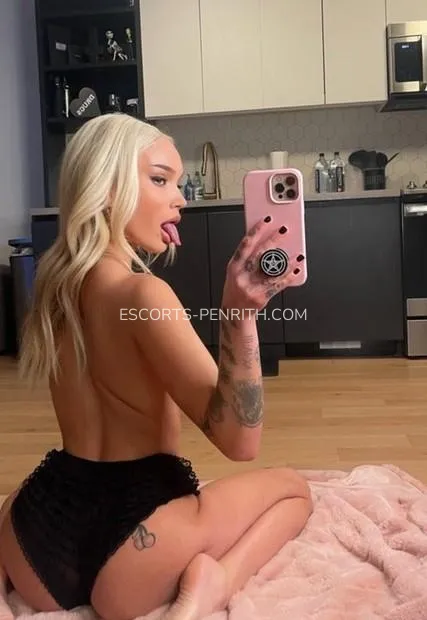 Escorts Penrith Lillian — 2