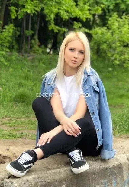 Escorts Penrith Lavinia — 5