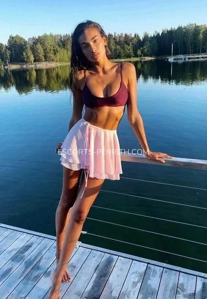 Escorts Penrith Sierra — 4