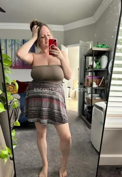 Escorts Penrith Charlotte — 2