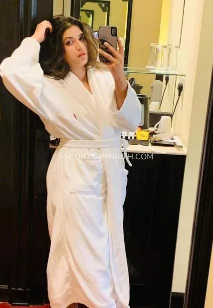 Escorts Penrith Mya — 1