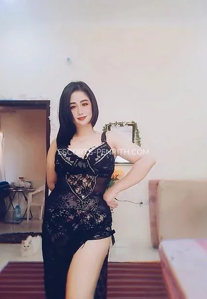 Escorts Penrith Monica — 3