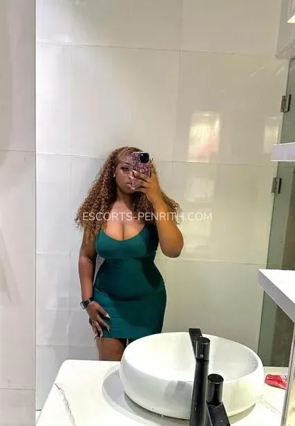 Escorts Penrith Britt — 3